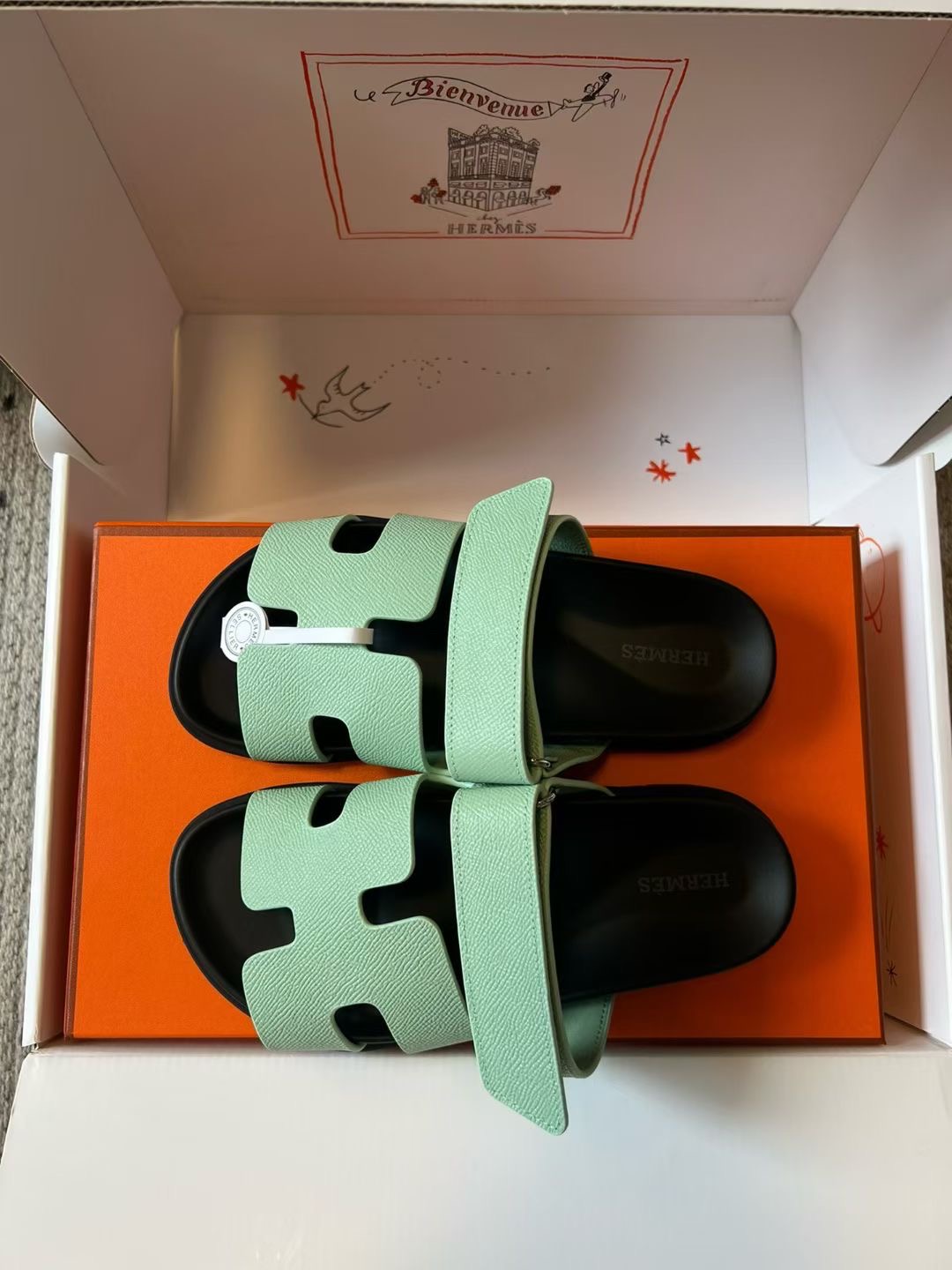 에르메스 시프레 샌들
