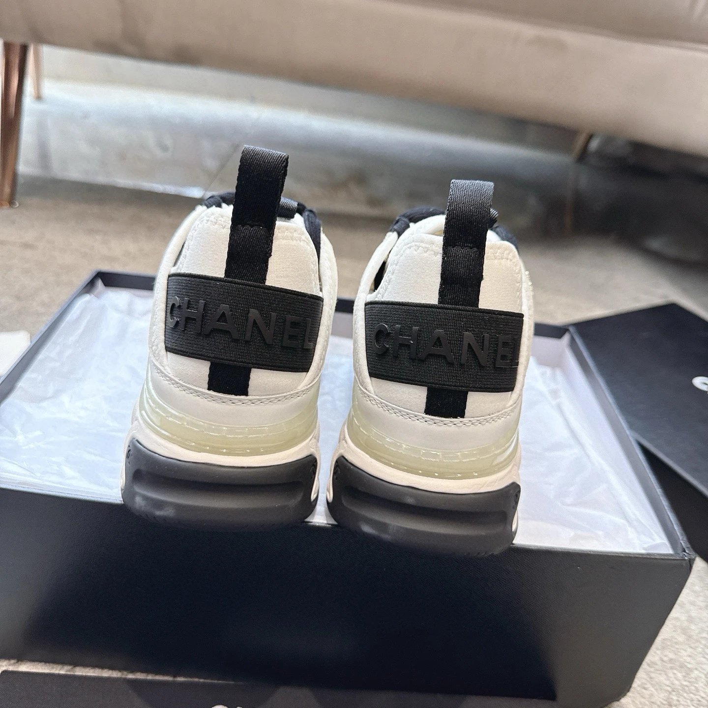 샤넬 믹스드 파이버 스니커즈 화이트