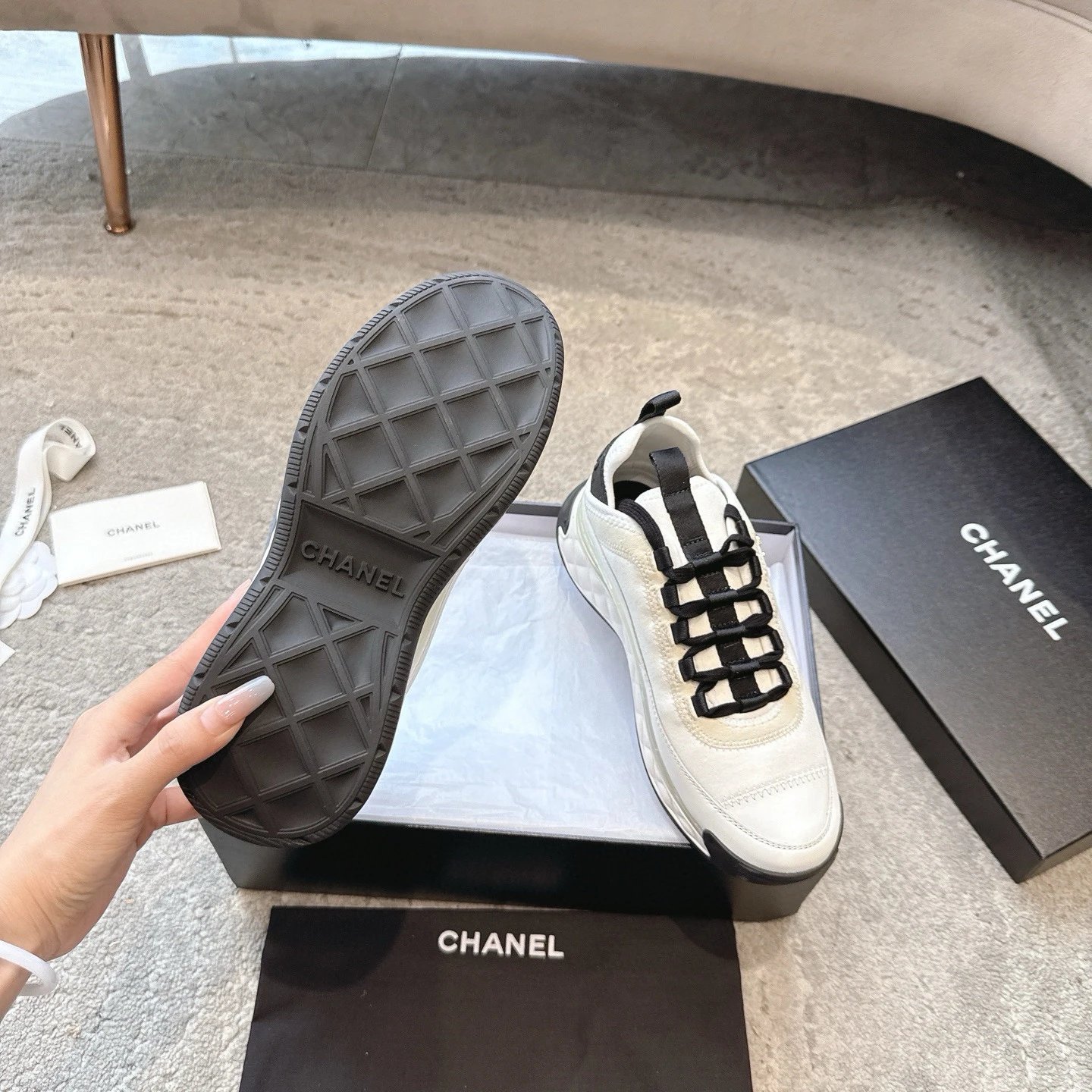 샤넬 믹스드 파이버 스니커즈 화이트