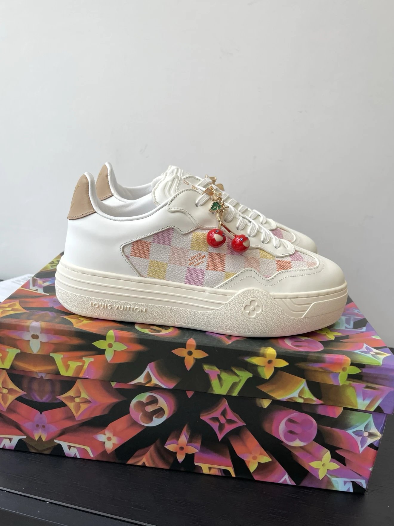 루이비통 다미에 비버리 힐스 스니커즈