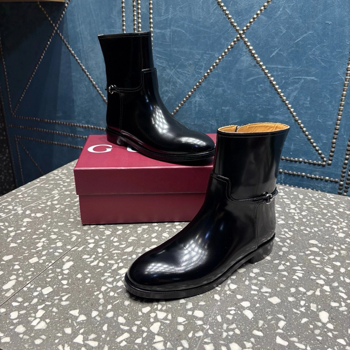 구찌 슬림 홀스빗 부츠 블랙 레더