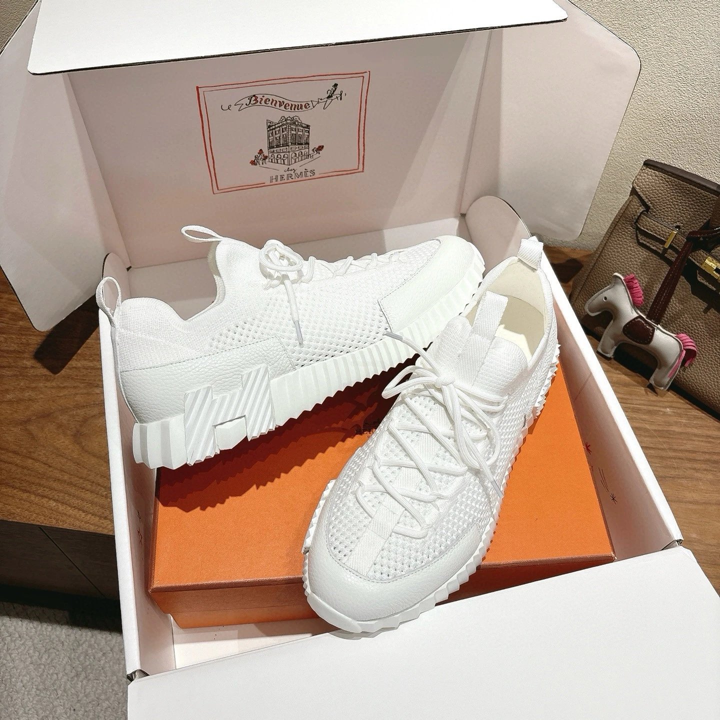 에르메스 바운싱 스니커즈