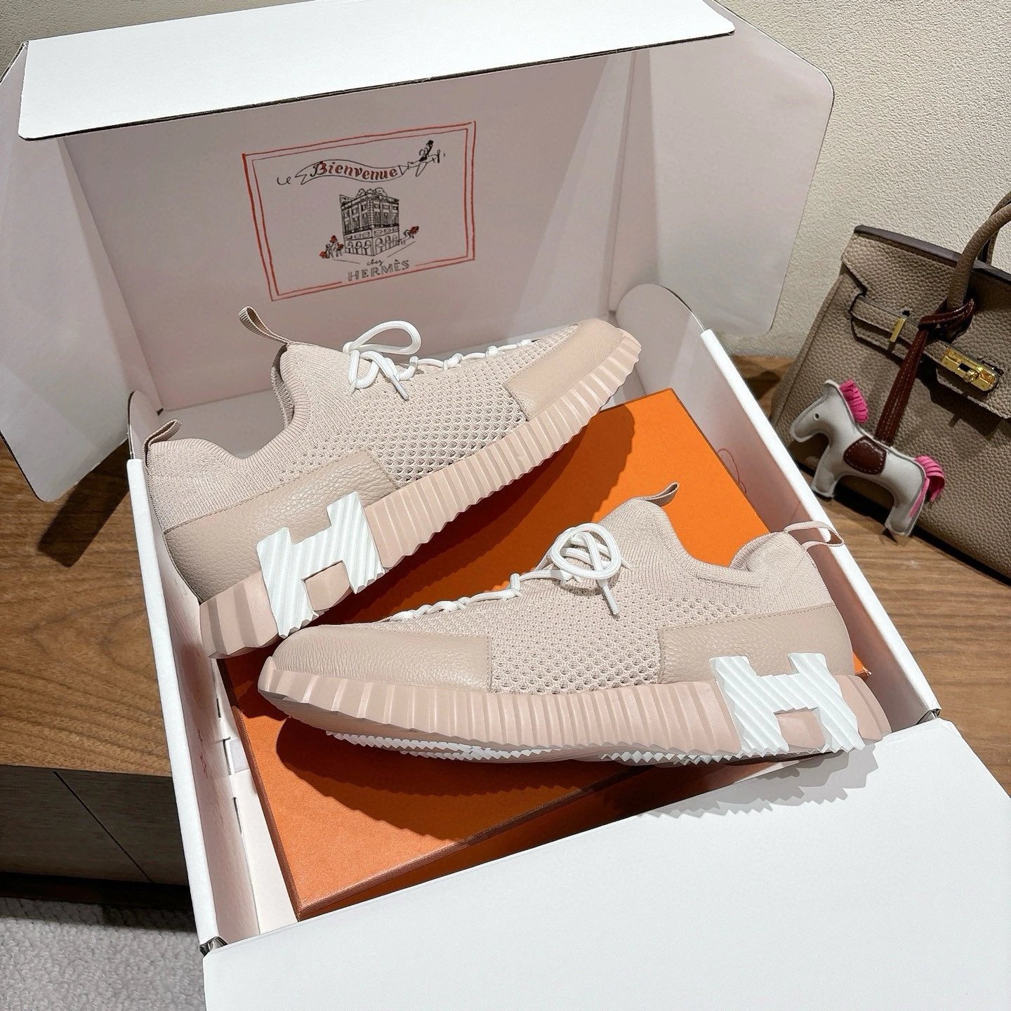 에르메스 바운싱 스니커즈