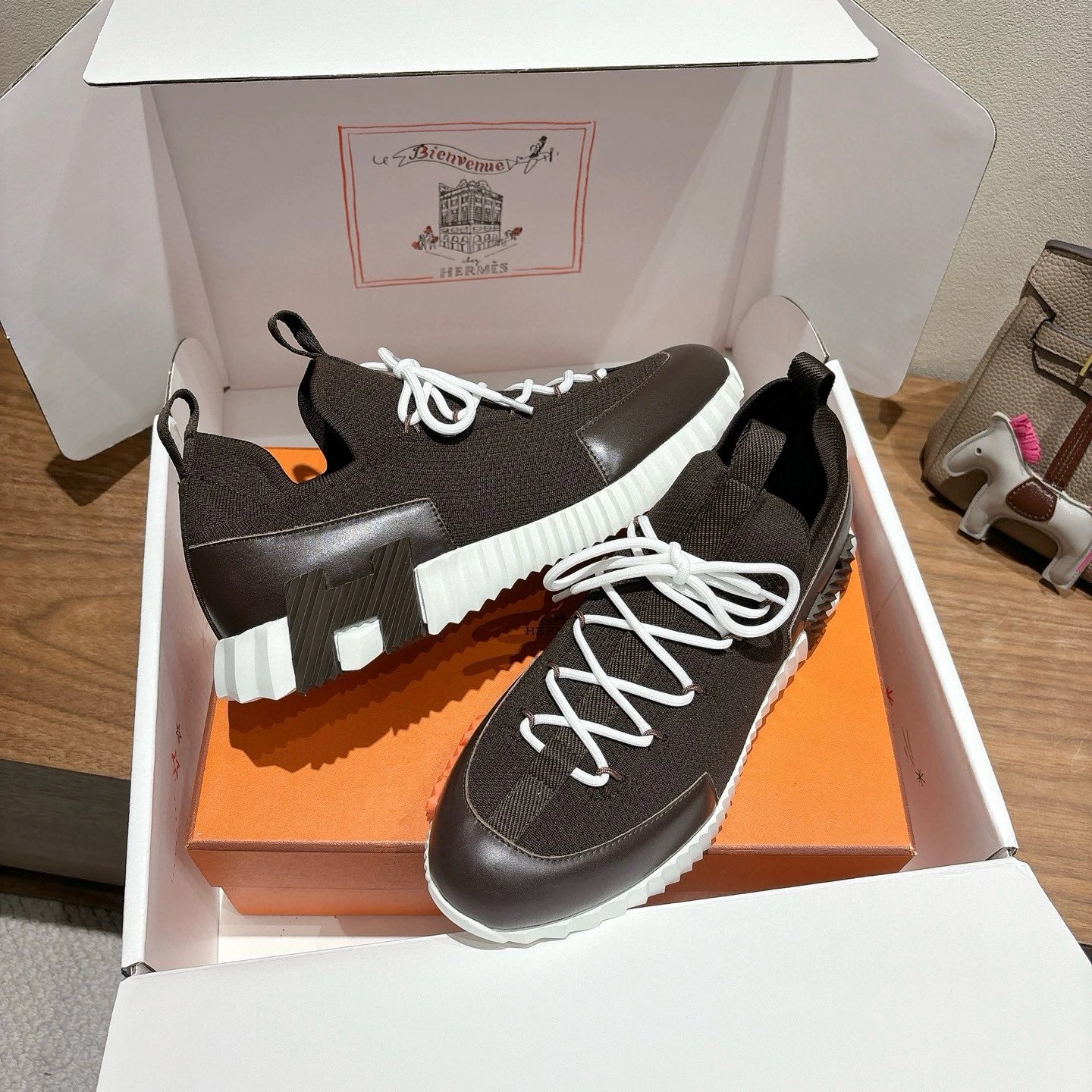 에르메스 바운싱 스니커즈