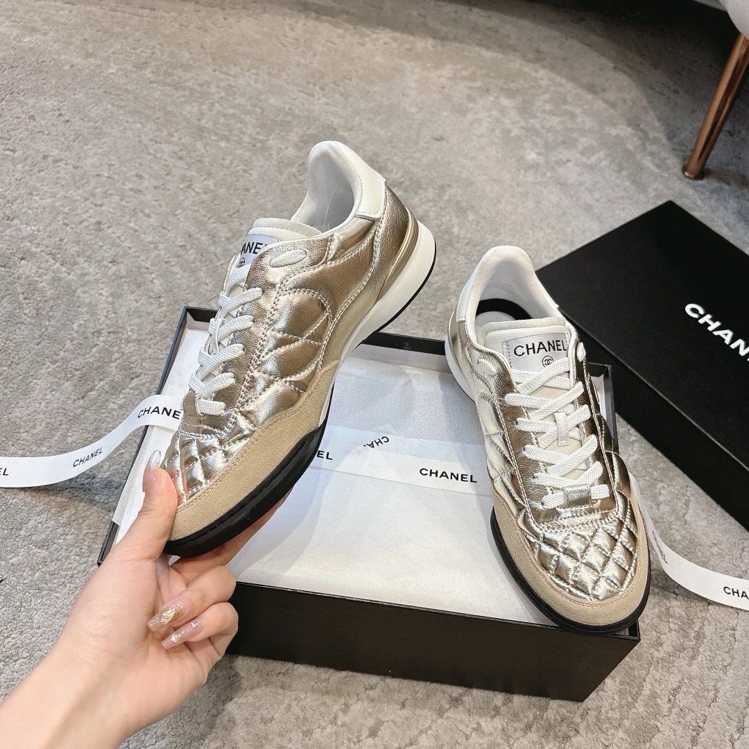 샤넬 라미네이티드 스니커즈