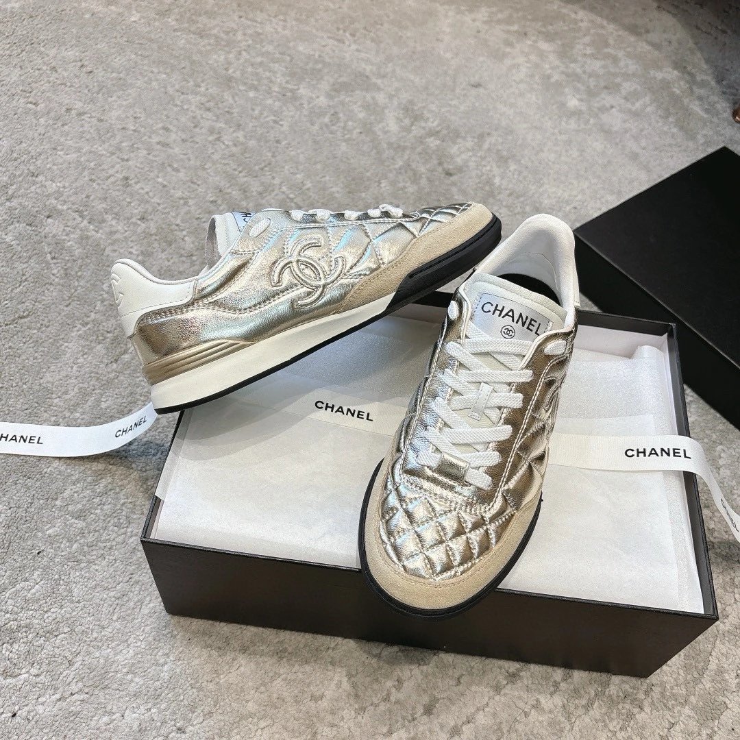 샤넬 라미네이티드 스니커즈