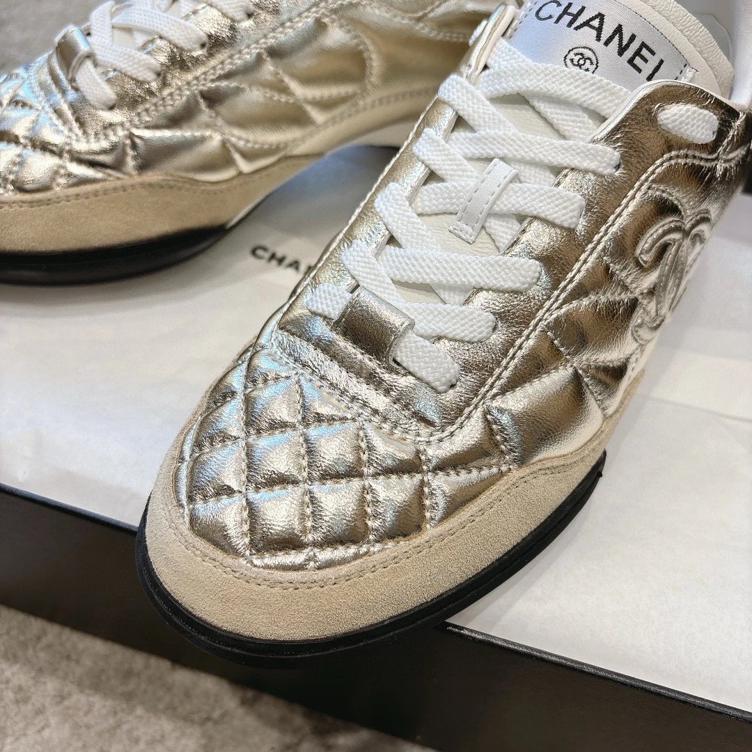 샤넬 라미네이티드 스니커즈