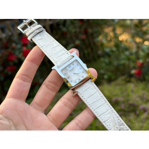 에르메스 H 아워