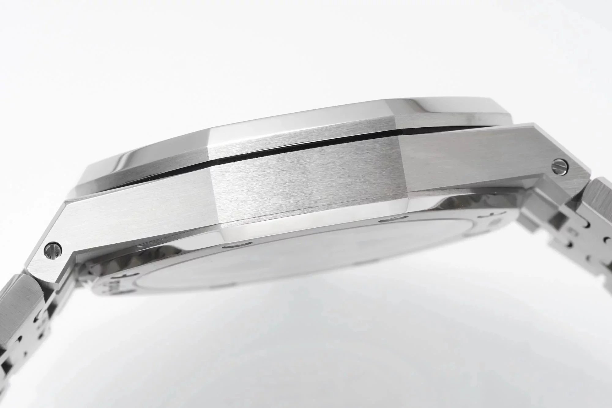 오데마 피게 로얄 오크 셀프와인딩 스틸 15510ST