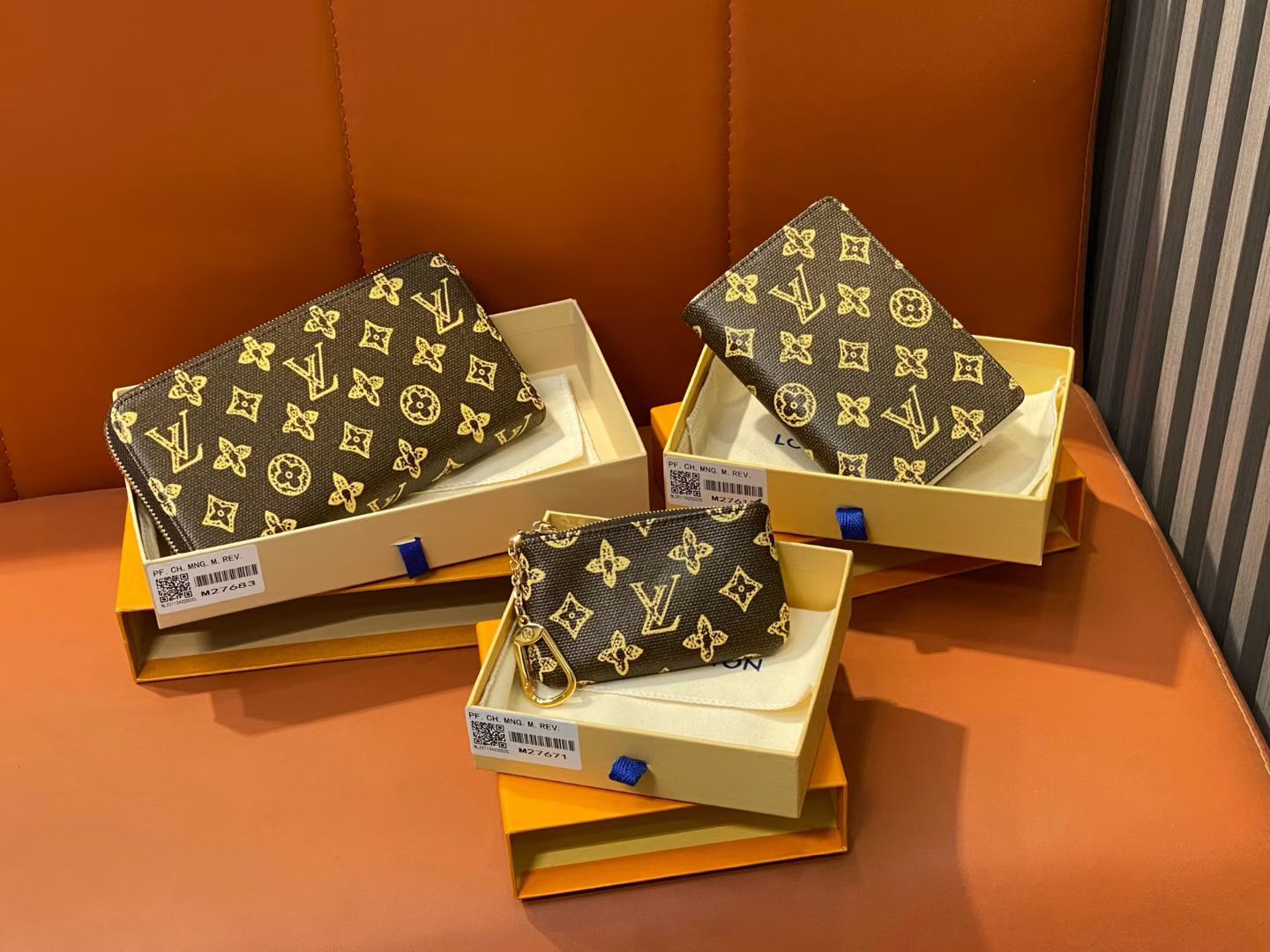 루이비통 지피 월릿 모노그램 캔버스