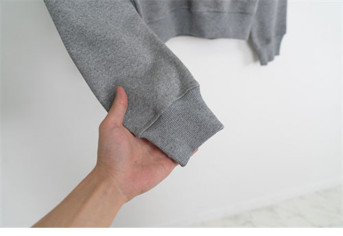 아미 24FW 스몰 하트 로고 맨투맨 그레이