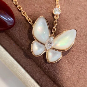 반클리프 아펠 love 리본 목걸이