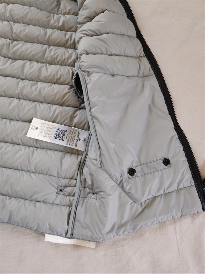 스톤아일랜드 17FW 다운 질레 패딩 베스트 DOWN GILET G0124