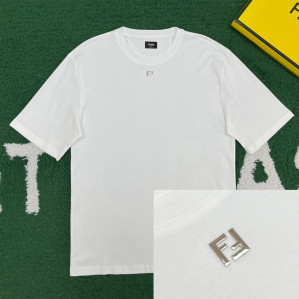 펜디 메탈 FF 아플리케 포인트 코튼 반팔 티셔츠 “2COLOR”