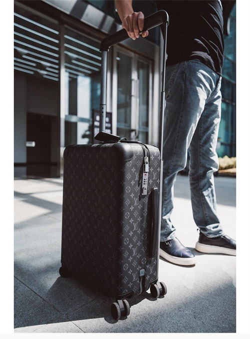 루이비통 호라이즌 비즈니스 M23002