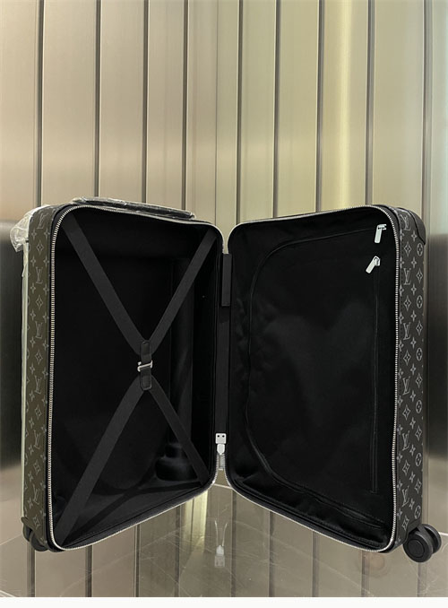 루이비통 호라이즌 비즈니스 M23002