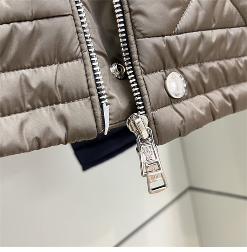 몽클레어 벌피 Vulple 숏 경량 패딩