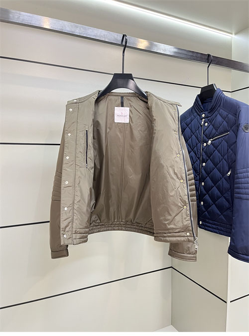 몽클레어 벌피 Vulple 숏 경량 패딩