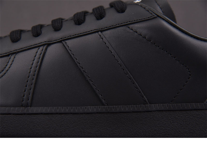 디올 B01 매치포인트 스니커즈 블랙