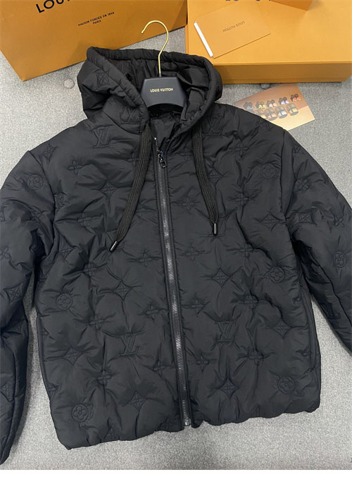 루이비통 모노그램 퀼티드 후디 블루종