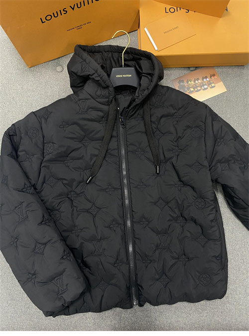 루이비통 모노그램 퀼티드 후디 블루종