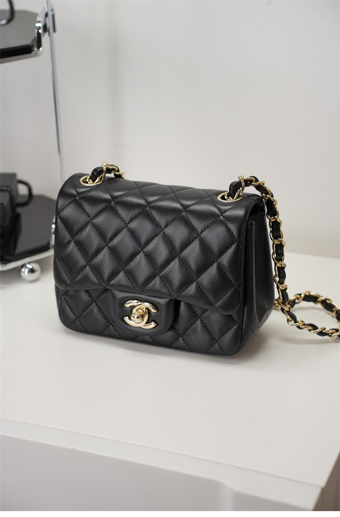 샤넬 클래식 플랩 금장