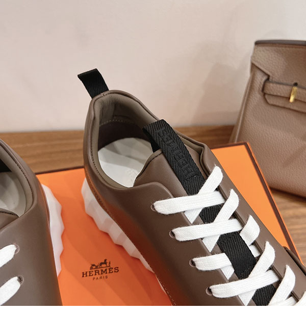 에르메스 점프 스니커즈