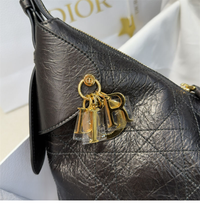 디올 보야주 미디엄 백 블랙 플랫 매크로 까나쥬 크링클