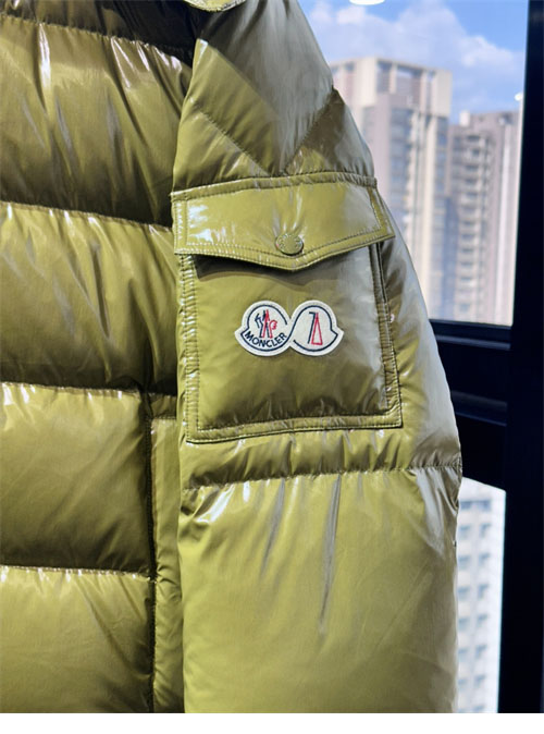 몽클레어 마야 Maya 70 숏 다운 패딩 자켓