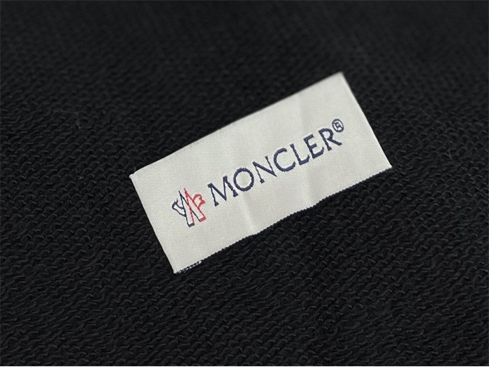 몽클레어 x FRGMT 플리스 버뮤다 쇼츠