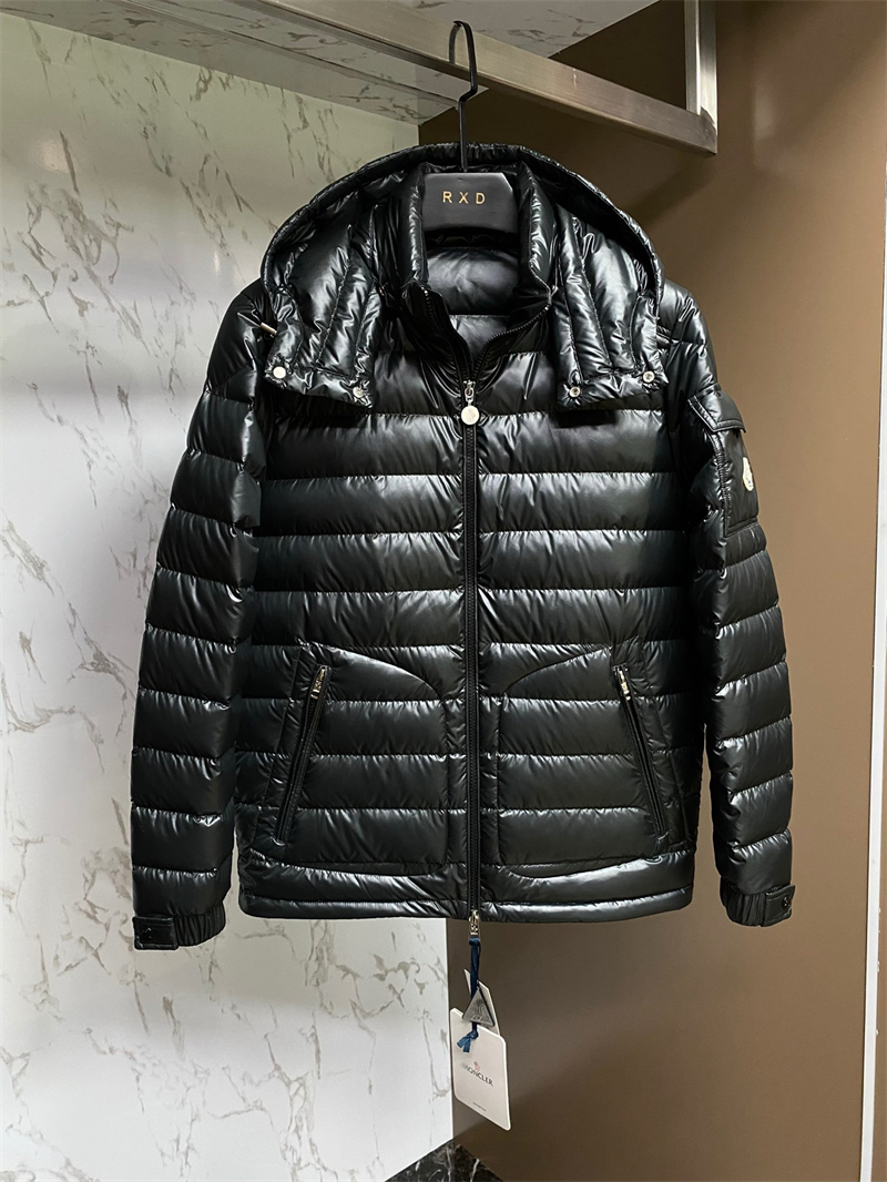 몽클레어 Lauros 라우로스 숏 후드 다운 패딩 자켓