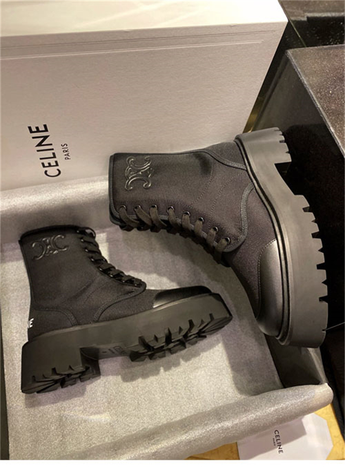 셀린느 벌키 레이스업 부츠