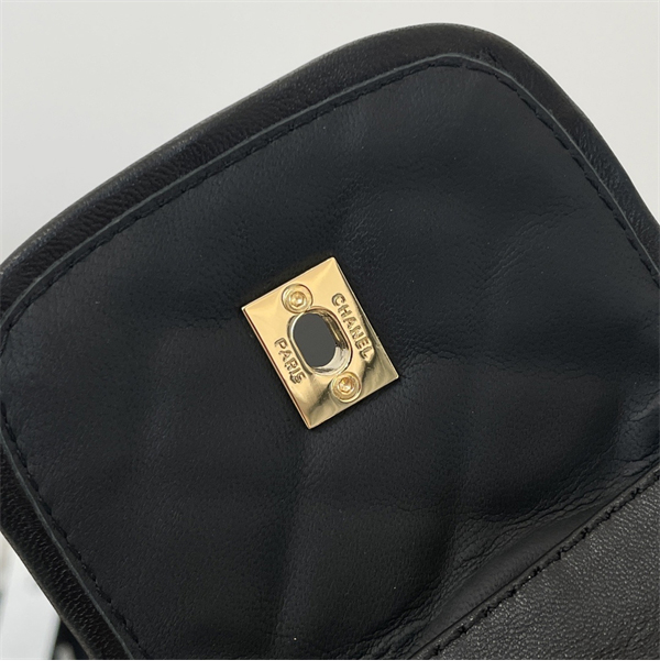 샤넬 25A CC로고 퀼팅 뮬 슬리퍼