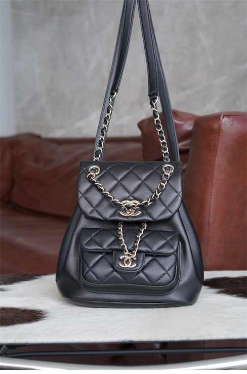 샤넬 24P 듀마 백팩 블랙