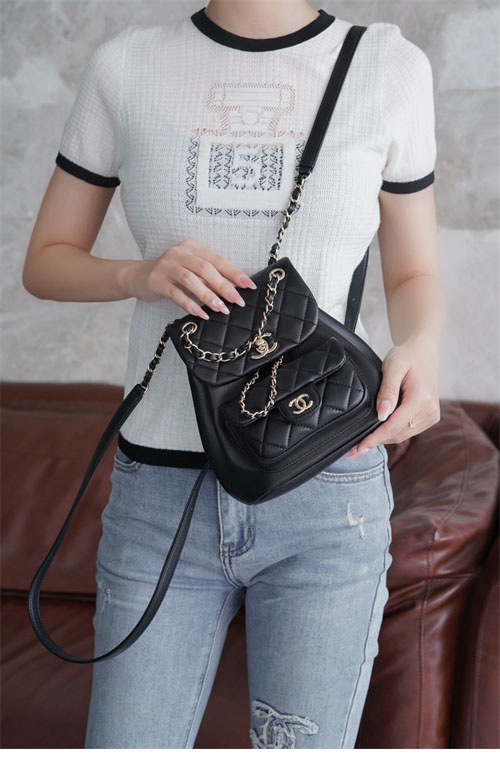 샤넬 24P 듀마 백팩 블랙