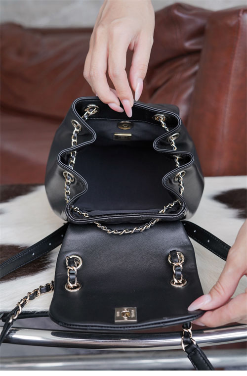 샤넬 24P 듀마 백팩 블랙