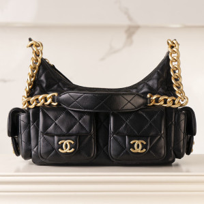 샤넬 25c 크루즈 호보 백 스몰 골드메탈 블랙