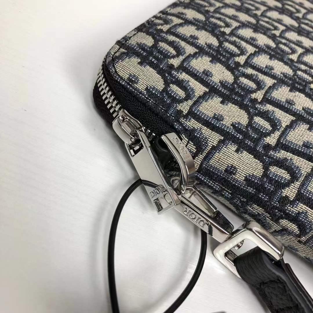 Dior Pouch