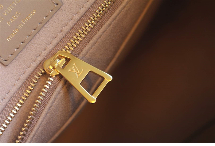 루이비통 온더고 GM 앙프렝뜨 모노그램 M45494