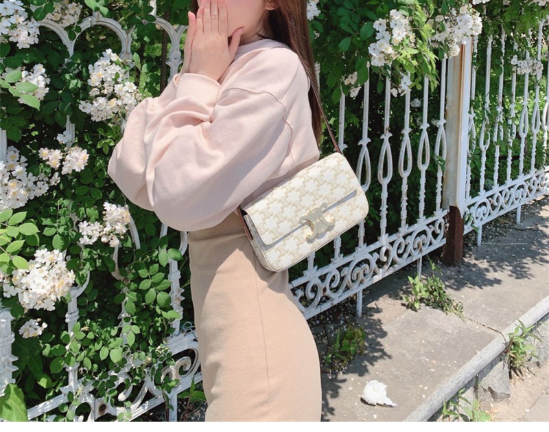 셀린느 트리옹프 클로드 숄더백 캔버스 화이트