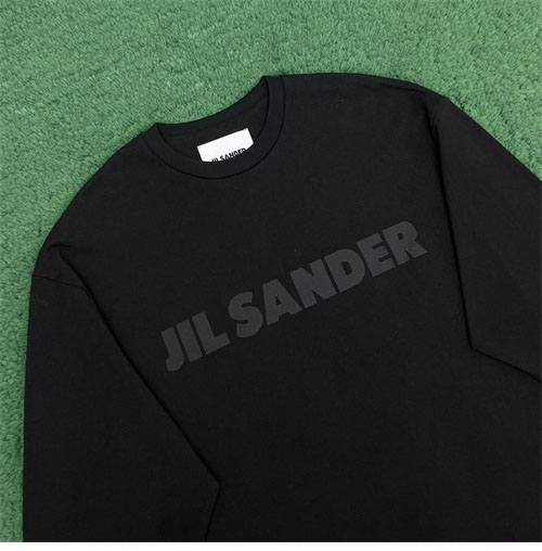 질센더 로고 긴팔 티셔츠 4컬러