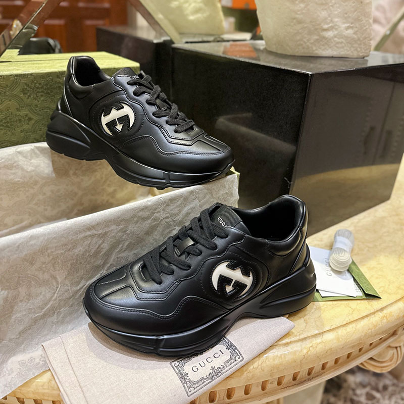 구찌 인터로킹 g 라이톤 스니커즈