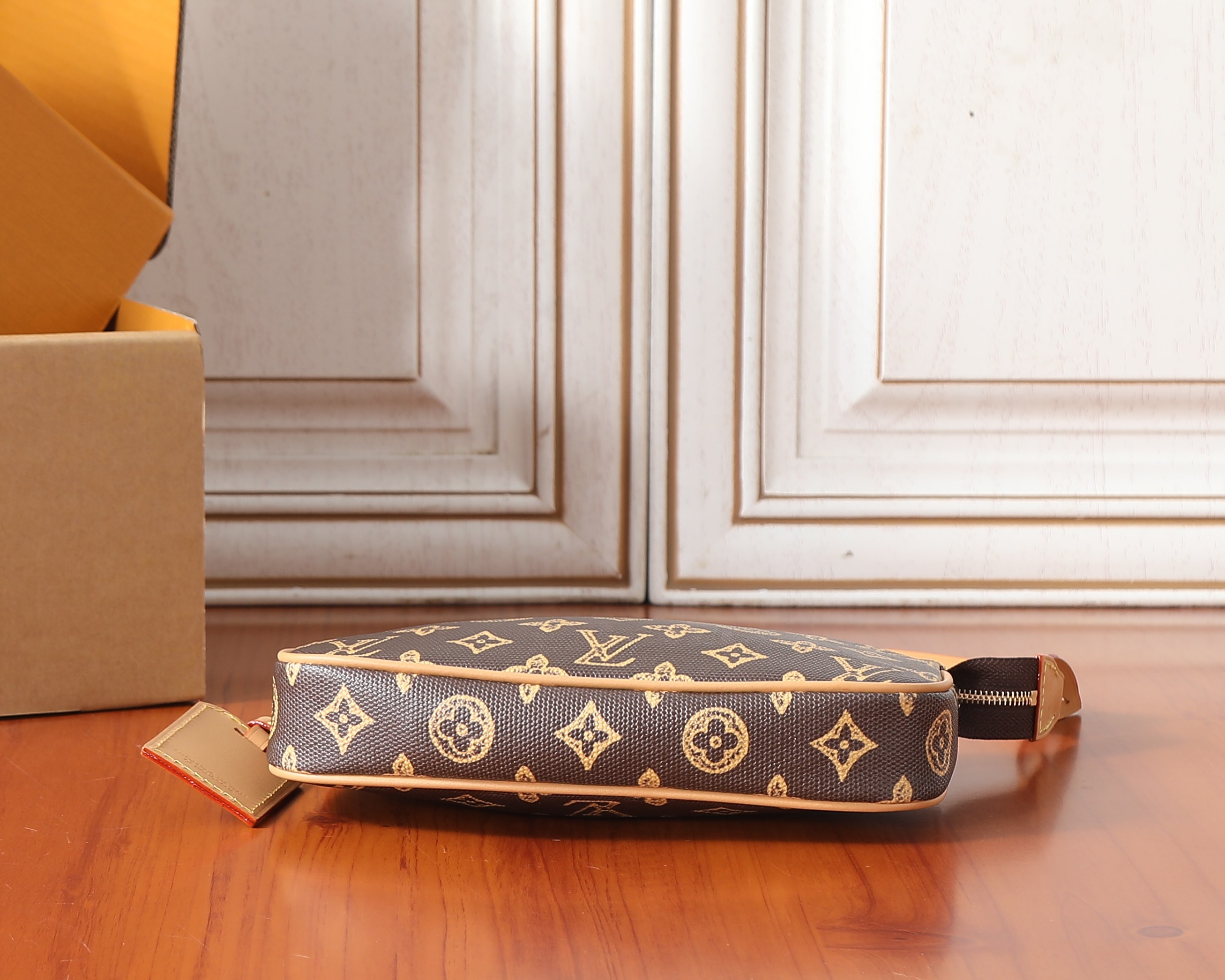 루이비통 포쉐트 악세수아