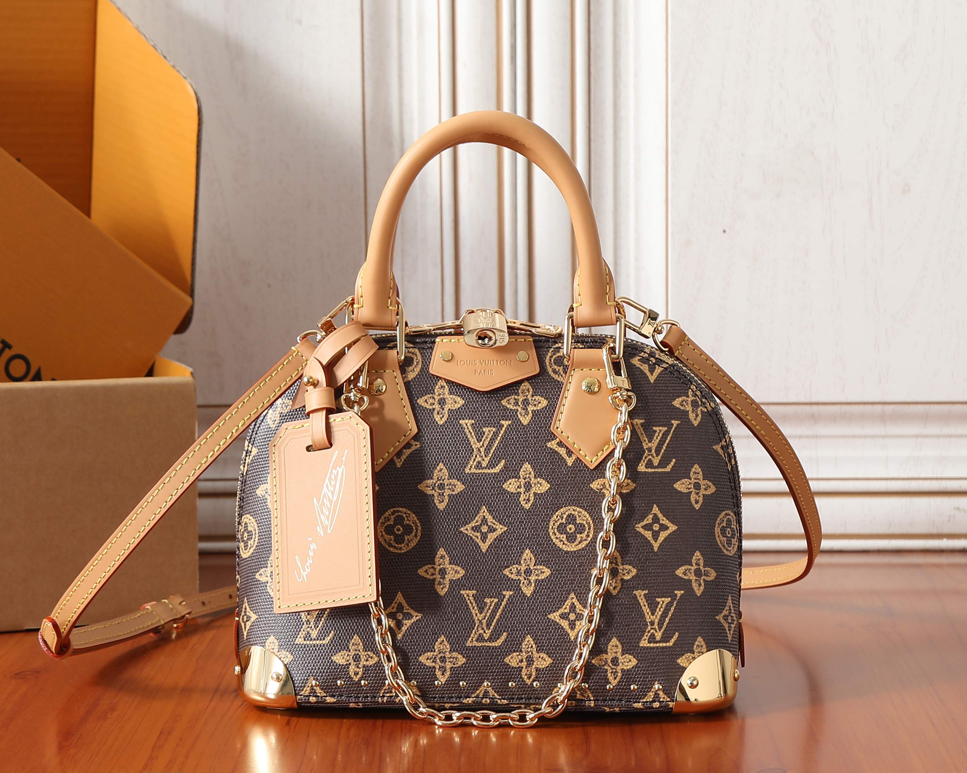 루이비통 알마 BB 트렁크