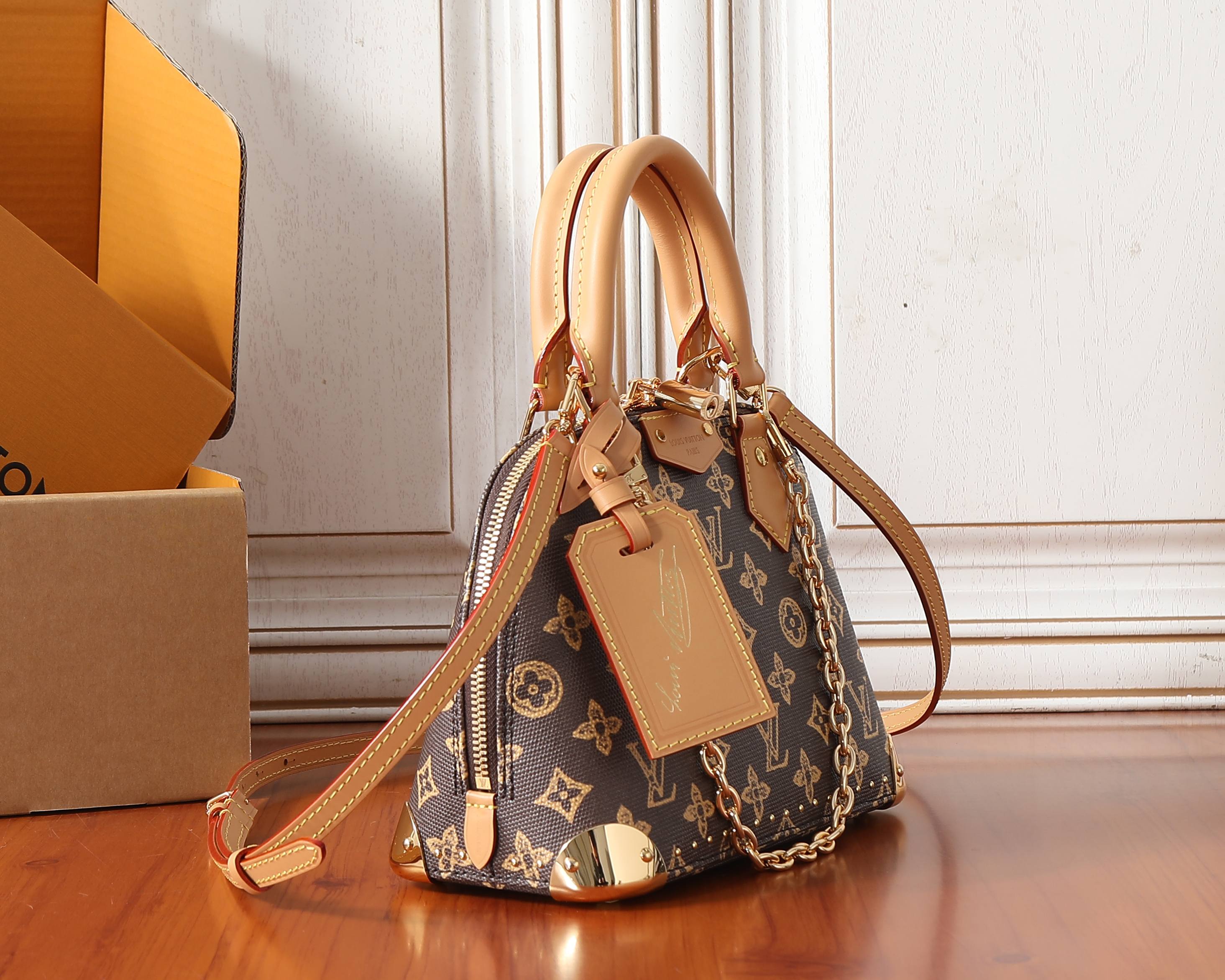 루이비통 알마 BB 트렁크