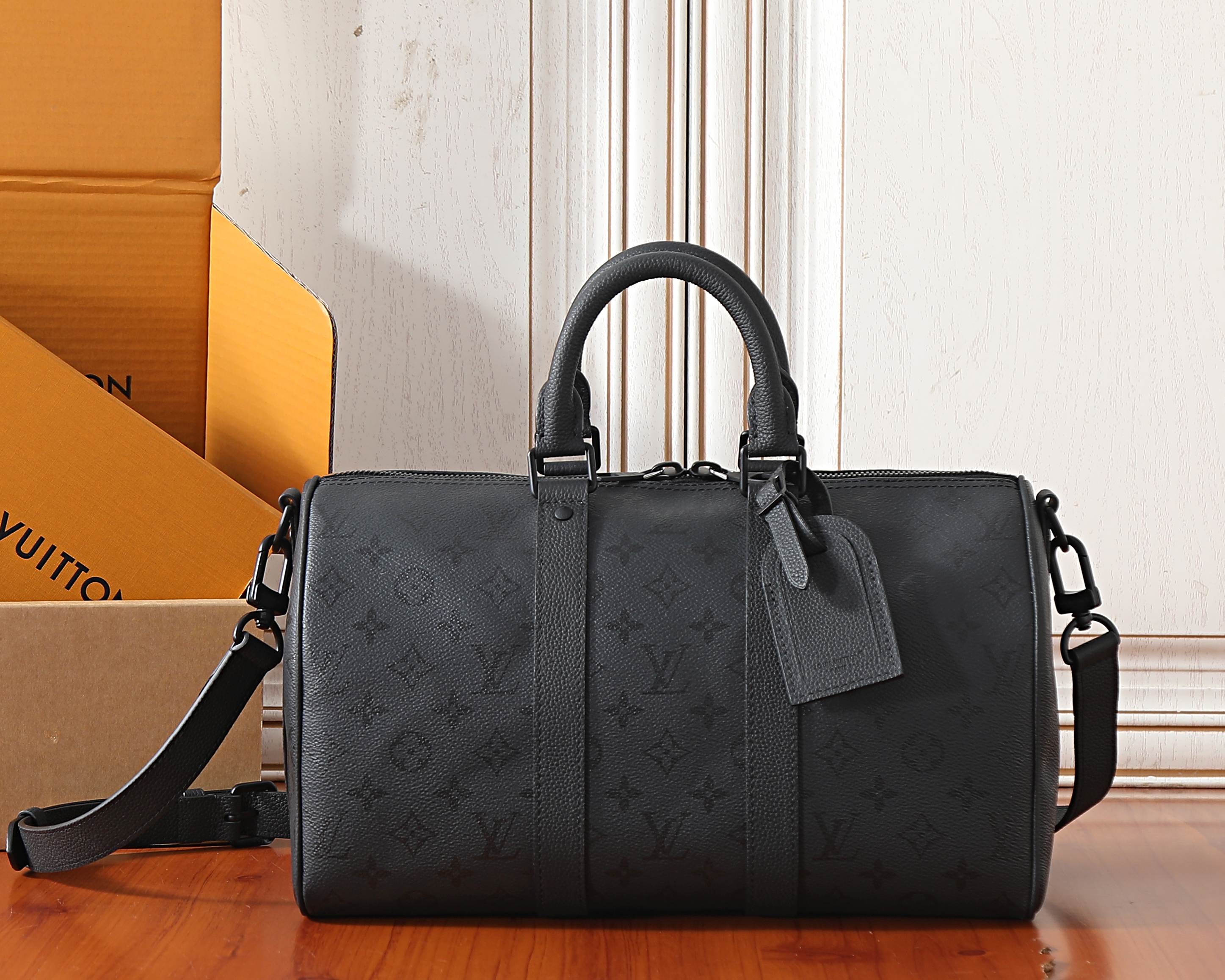 루이비통 키폴 반둘리에 35