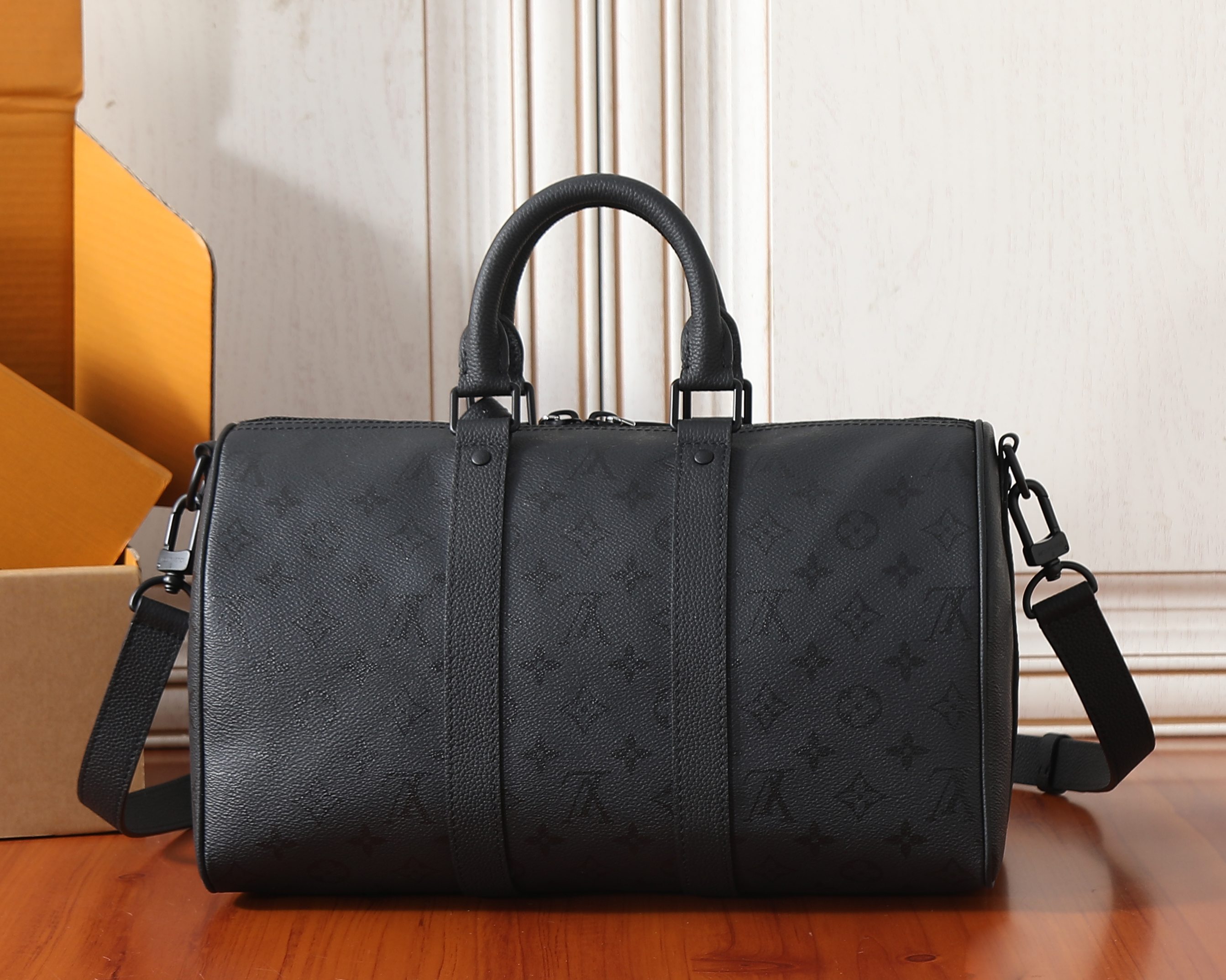 루이비통 키폴 반둘리에 35