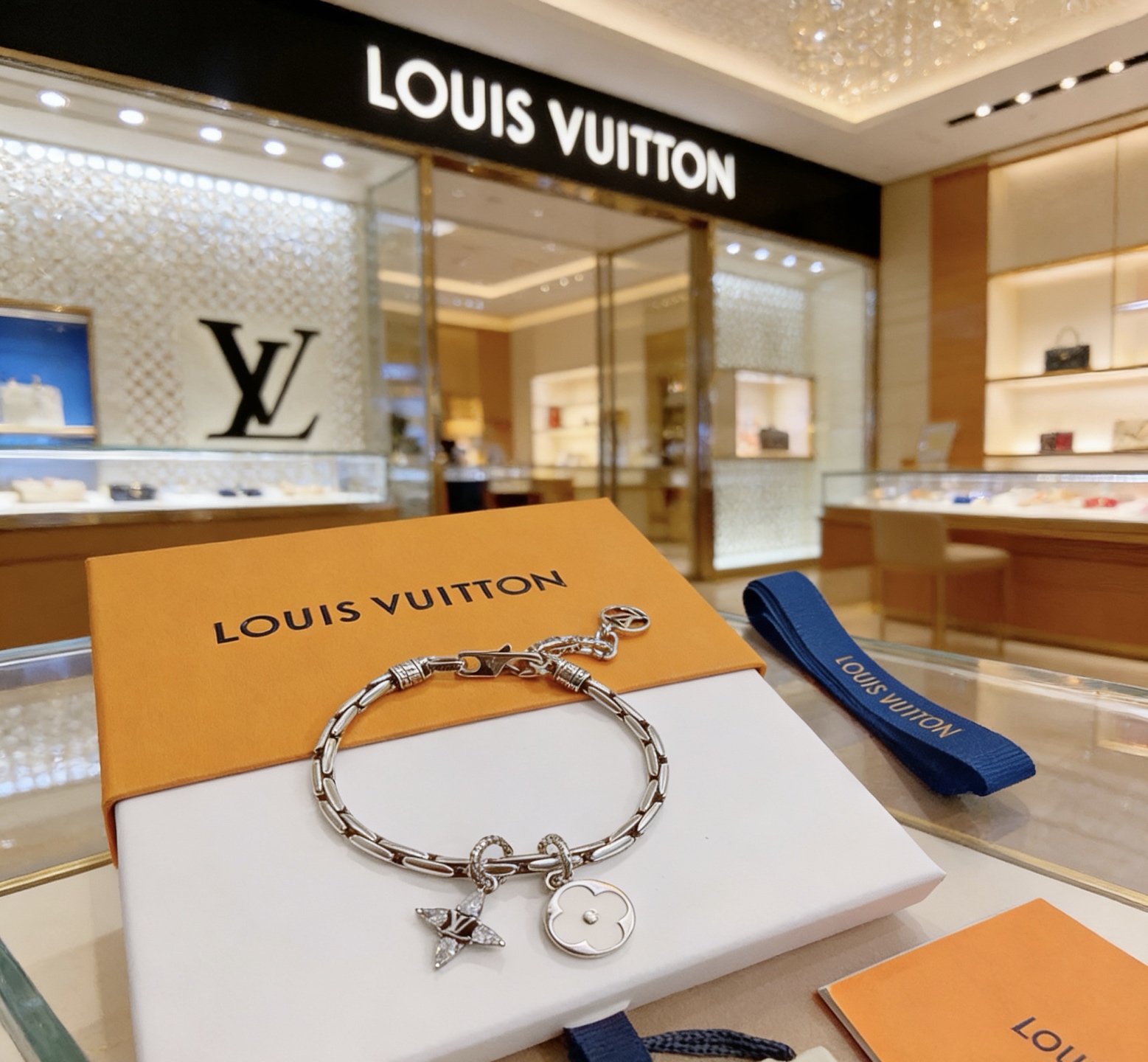 루이비통 모노그램 파티 브레이슬릿