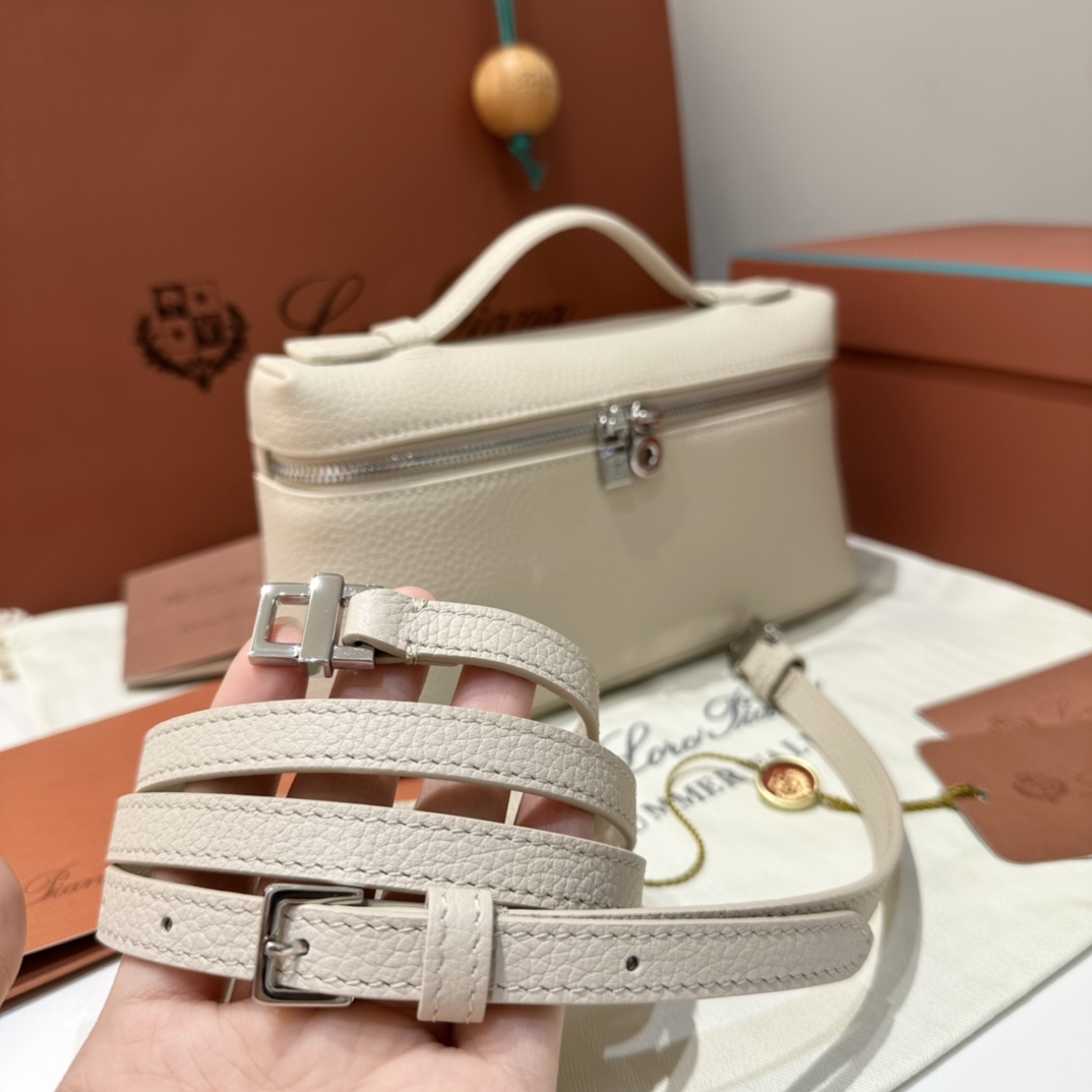 로로피아나 엑스트라 포켓 파우치 L19