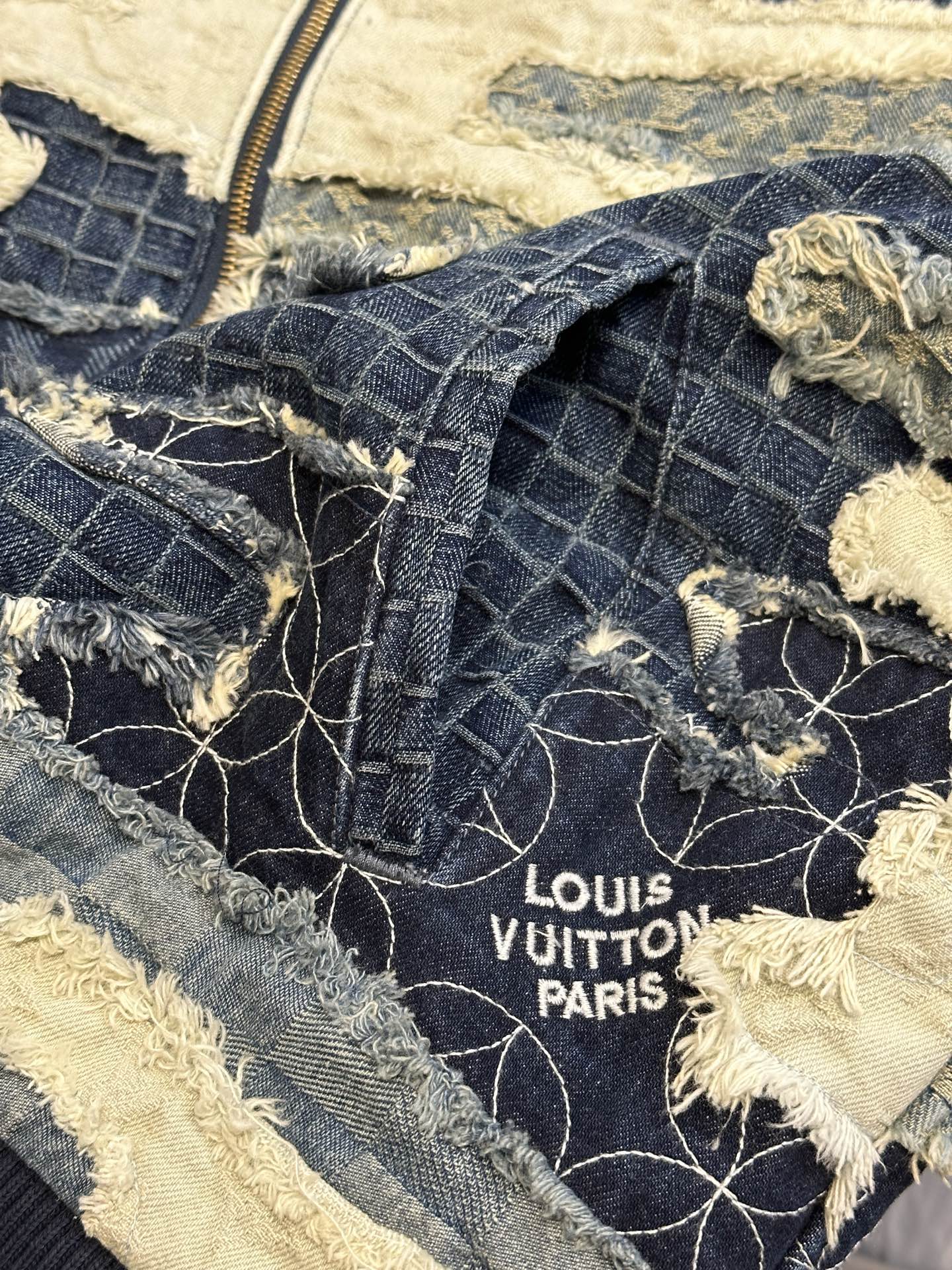 루이비통 패치워크 데님 봄버 자켓